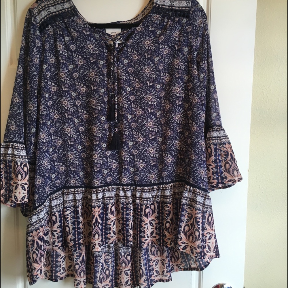 light soft peasant top never worn